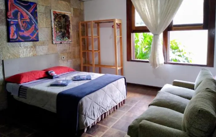 Hostel Kombi Curitiba - Filial Jardim Botanico